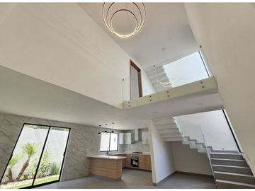 VENTA DE CASA EN RECTA A CHOLULA