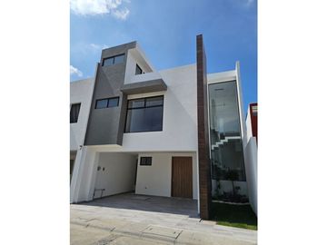 VENTA DE CASA EN RECTA A CHOLULA