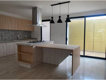 VENTA DE CASA EN PLAZA SAN DIEGO SAN PEDRO CHOLULA