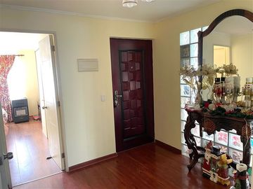 Casa en Venta en Se vende amplia casa en Condominio Bosque Real , Curauma.