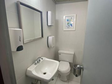 IMPECABLE DEPARTAMENTO EN MIRAFLORES