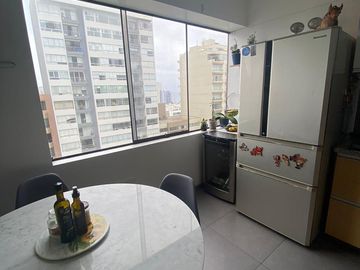 IMPECABLE DEPARTAMENTO EN MIRAFLORES