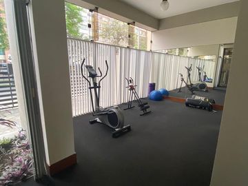 IMPECABLE DEPARTAMENTO EN MIRAFLORES