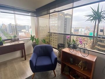 IMPECABLE DEPARTAMENTO EN MIRAFLORES