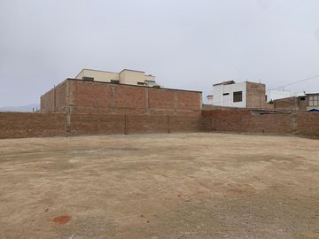 Amplio terreno cerca a Playa San Bartolo