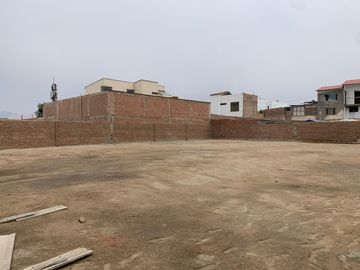 Amplio terreno cerca a Playa San Bartolo
