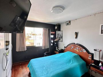 DEPARTAMENTO DUPLEX  EN AV. VELASCO ASTETE 265