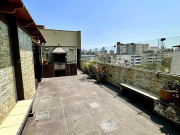 DEPARTAMENTO DUPLEX  EN AV. VELASCO ASTETE 265