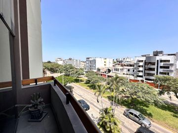 DEPARTAMENTO DUPLEX  EN AV. VELASCO ASTETE 265