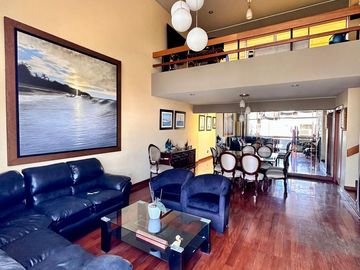 DEPARTAMENTO DUPLEX  EN AV. VELASCO ASTETE 265