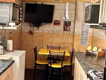DEPARTAMENTO DUPLEX  EN AV. VELASCO ASTETE 265