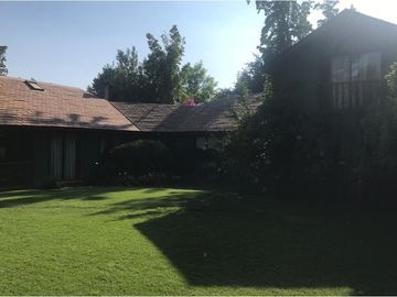 Hermosa y Acogedora casa en Parcela
