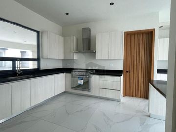 Casa sola en venta en La Escondida, Saltillo, Coahuila