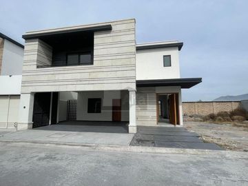 Casa sola en venta en La Escondida, Saltillo, Coahuila