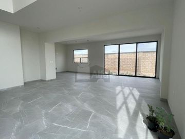 Casa sola en venta en La Escondida, Saltillo, Coahuila