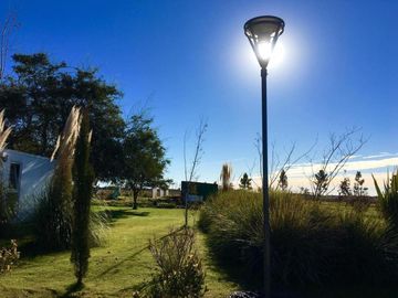 Casa en venta - 2 Dormitorios 2 Baños - Cochera - 1000mts2 - Campos de La Enriqueta, La Plata