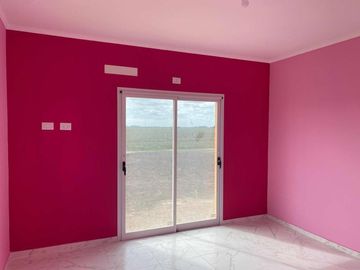 Casa en venta - 2 Dormitorios 2 Baños - Cochera - 1000mts2 - Campos de La Enriqueta, La Plata