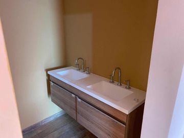 Casa en venta - 2 Dormitorios 2 Baños - Cochera - 1000mts2 - Campos de La Enriqueta, La Plata