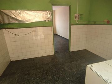 Amplia Casa de 2 pisos en Cercado de Lima