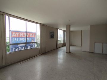Departamento Flat en 1er piso en zona residencial del balneario de PLAYA HERMOSA