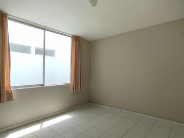 Departamento Flat en 1er piso en zona residencial del balneario de PLAYA HERMOSA