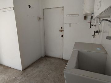 Departamento Flat en 1er piso en zona residencial del balneario de PLAYA HERMOSA
