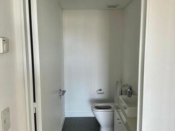 Departamento 2 ambientes con cochera incluida en Concepción Arenal al 2900