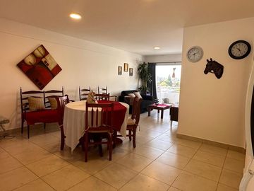 Departamento en Venta, 2 dormitorios con cochera, Zona Centro, Salta Capital