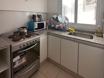 Departamento en Venta, 2 dormitorios con cochera, Zona Centro, Salta Capital