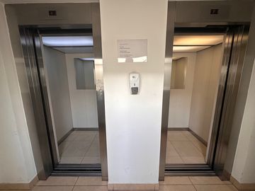 Departamento en Venta, 2 dormitorios con cochera, Zona Centro, Salta Capital