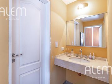 Departamento 2 ambientes en venta en  Lomas de Zamora