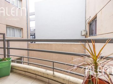 Departamento 2 ambientes en venta en  Lomas de Zamora