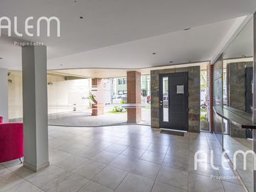 Departamento 2 ambientes en venta en  Lomas de Zamora