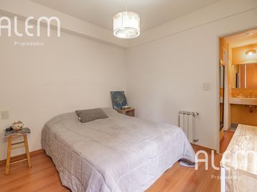Departamento 2 ambientes en venta en  Lomas de Zamora
