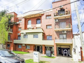 Departamento 2 ambientes en venta en  Lomas de Zamora