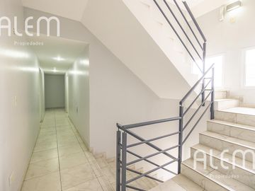 Departamento 2 ambientes en venta en  Lomas de Zamora