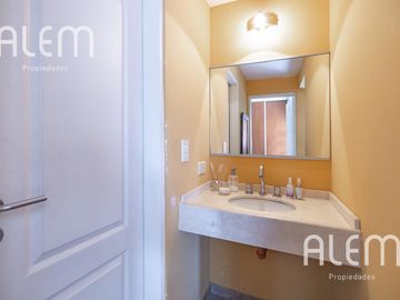 Departamento 2 ambientes en venta en  Lomas de Zamora