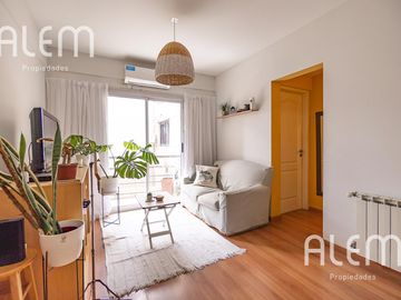 Departamento 2 ambientes en venta en  Lomas de Zamora