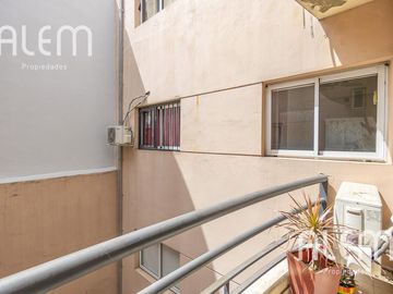 Departamento 2 ambientes en venta en  Lomas de Zamora