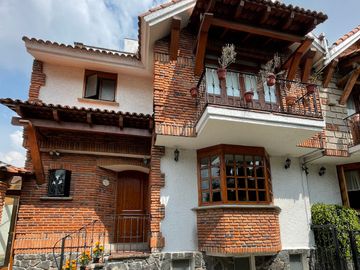 Venta de Bonita Casa en Condominio en Magdalena Contreras