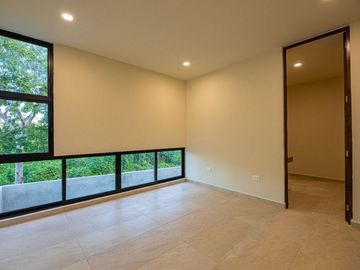 Townhouse en venta en Temozón Village Merida de 3 habitaciones y alberca