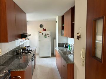 Venta de Apartamento 108 metros en el Poblado Los Parra