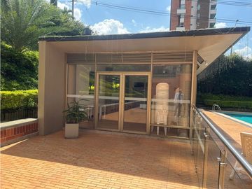 Venta de Apartamento 108 metros en el Poblado Los Parra