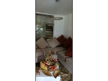 VENTA CASA EN CIUDAD JARDIN SUR DE CALI