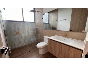 VENTA DE HERMOSA CASA CAMPESTRE PARA ESTRENAR VIA ARMENIA