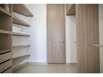 SE VENDE APARTAMENTO EN INFINITUM - BOCAGRANDE