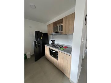 VENTA DE HERMOSA CASA EN COND. ZONA AEROPUERTO PERMITE RENTAS CORTAS
