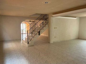 Venta de casa en Colonia México de 4 Habitaciones en esquina