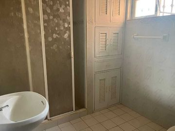 Venta de casa en Colonia México de 4 Habitaciones en esquina