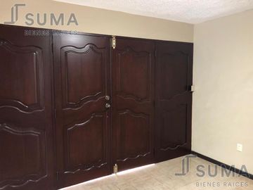 Casa en Venta en Col. Lomas de Rosales, Tampico Tamaulipas.